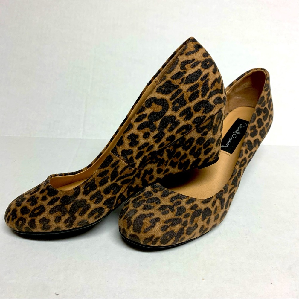 David Aaron wedges
